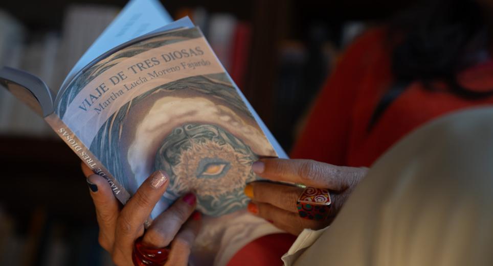 La novela ‘Viaje de Tres Diosas’ de Martha Lucía Moreno Fajardo se presentará en la Feria del Libro 2024